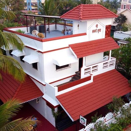 Gayatri Homestay Ратнагири Экстерьер фото