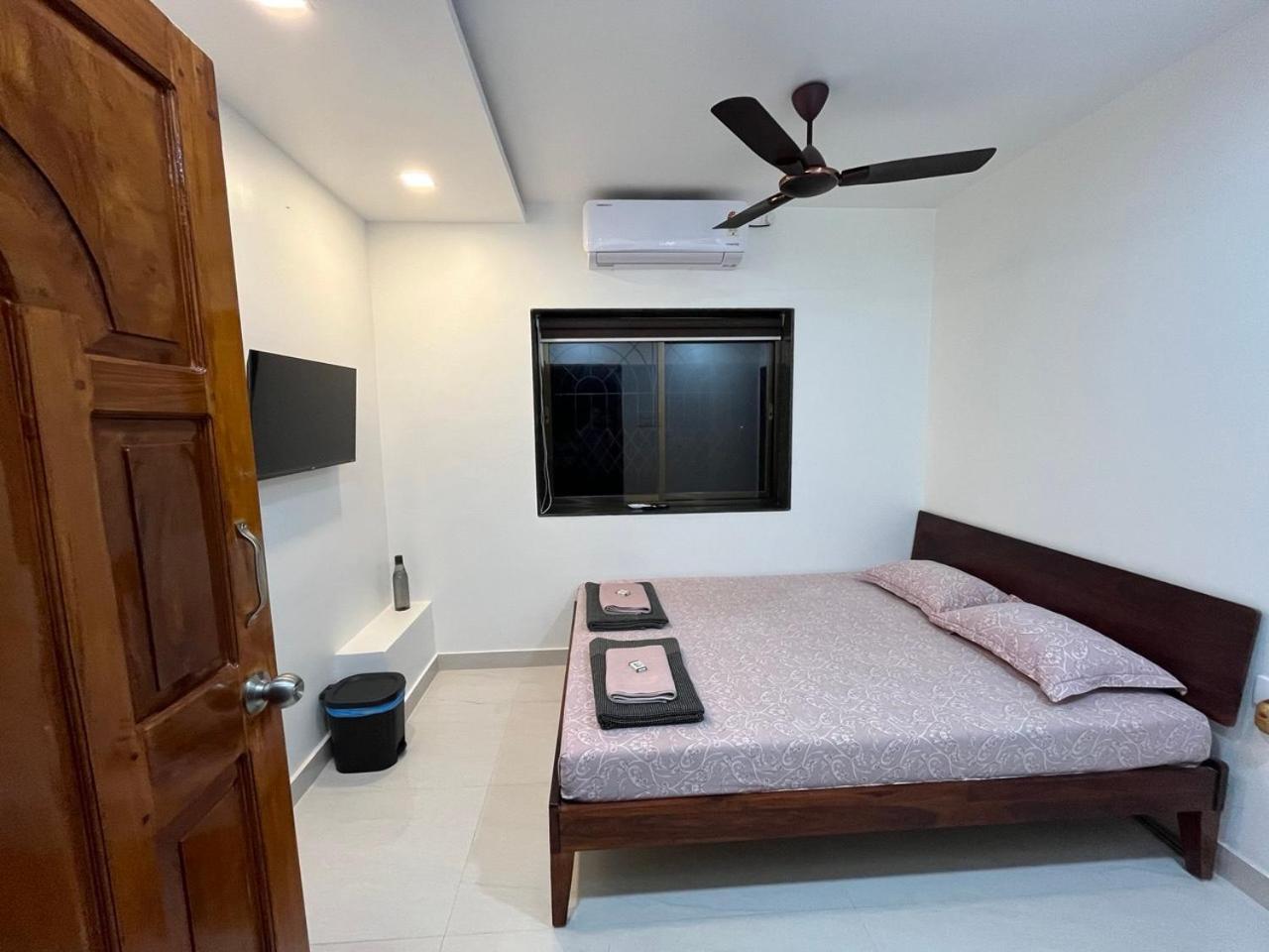 Gayatri Homestay Ратнагири Экстерьер фото
